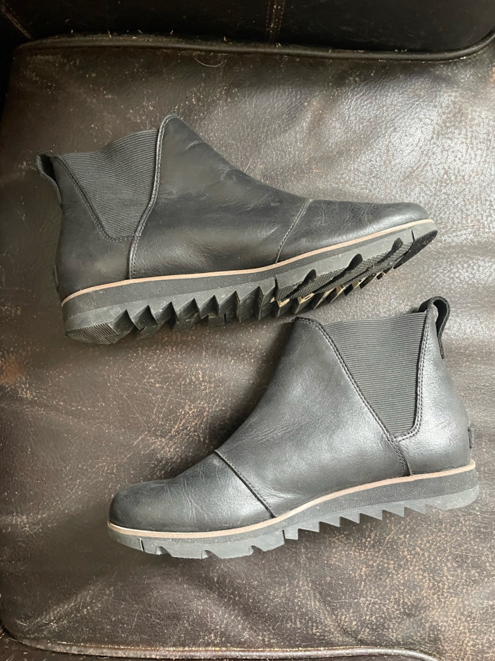 Sorel Leather Chelsea Lug Ankle Boots